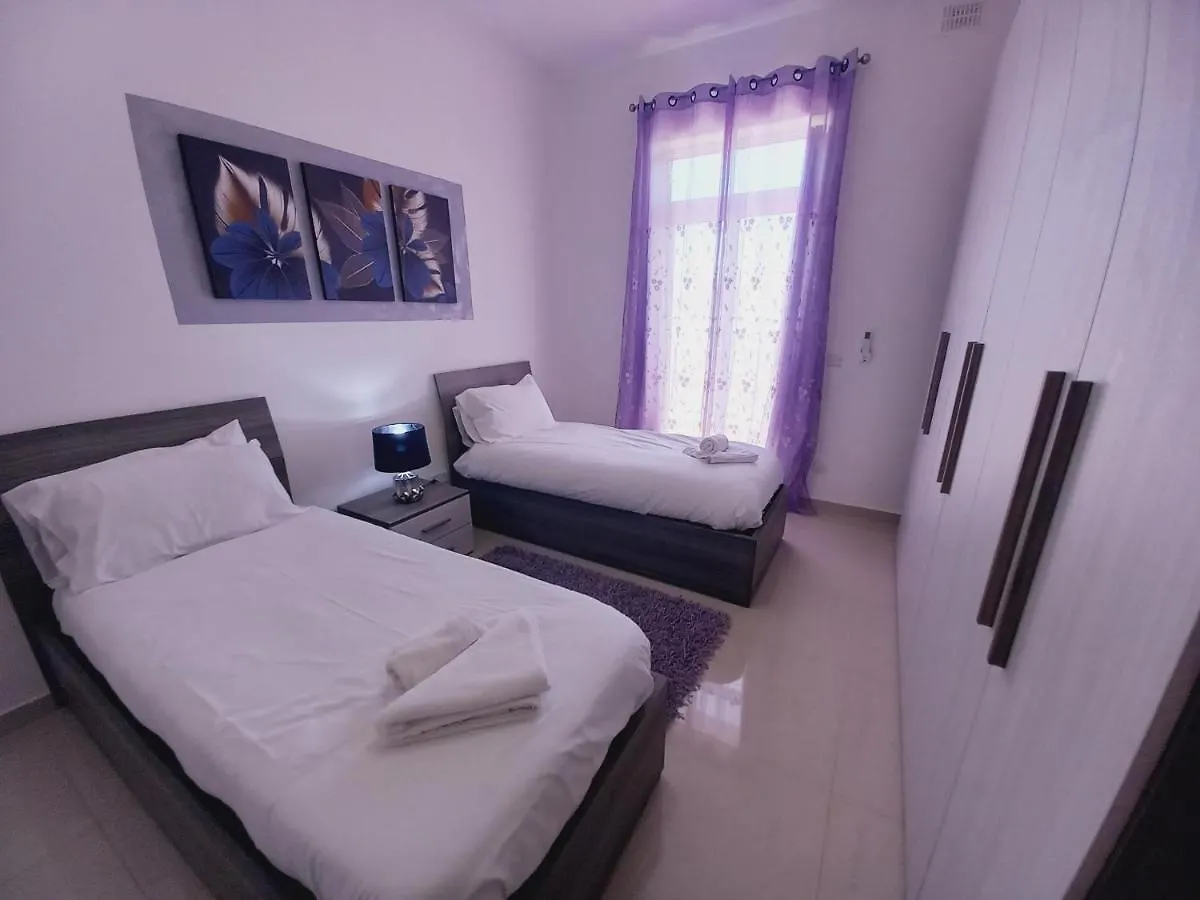 Luxury Penthouse With Private Pool Apartment Hamrun 0*,